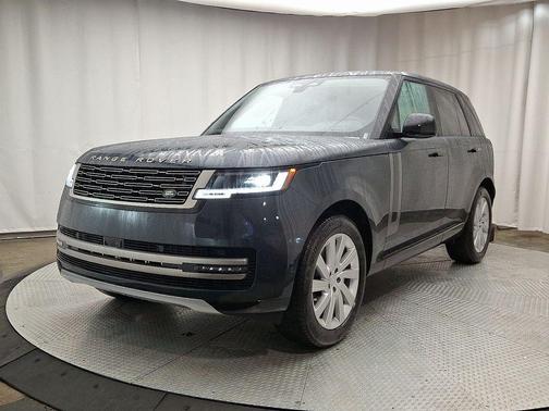 2025 Land Rover Range Rover P400 SE