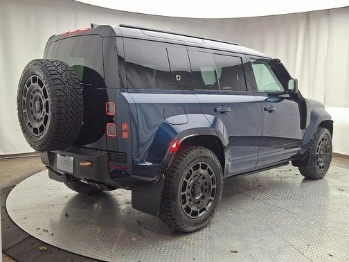 2026 Land Rover Defender