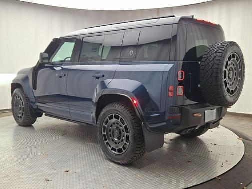 2026 Land Rover Defender