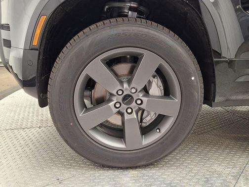 Carpathian Grey 2026 Land Rover Defender P400 X-Dynamic SE