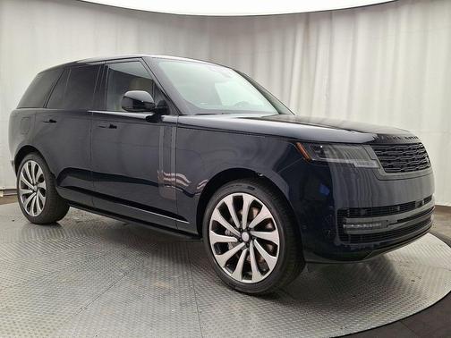 2025 Land Rover Range Rover P530 SE
