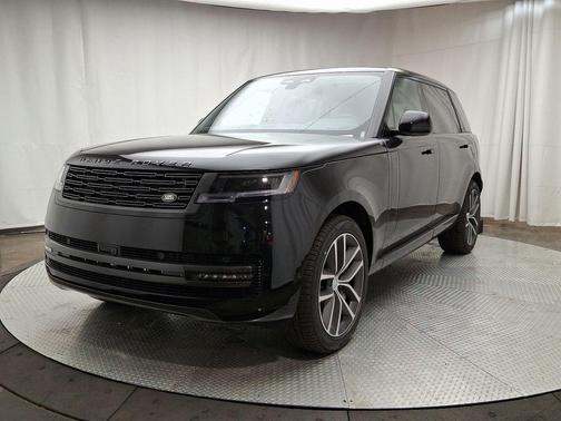 2025 Land Rover Range Rover P530 SE 7 Seat