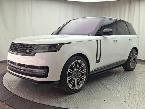 2023 Land Rover Range Rover P530 SE