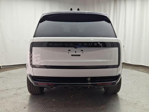 2023 Land Rover Range Rover P530 SE