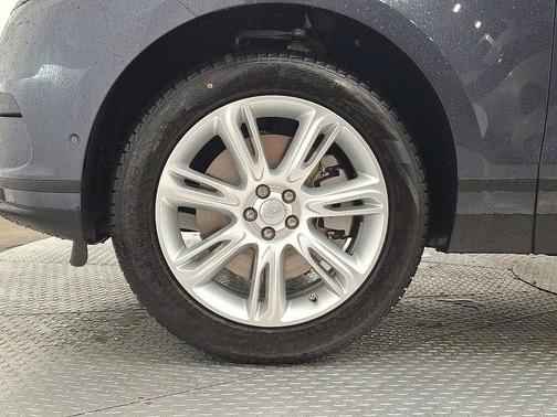 2026 Land Rover Range Rover Velar P250 S