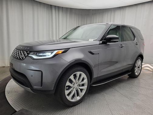 2024 Land Rover Discovery P300 S