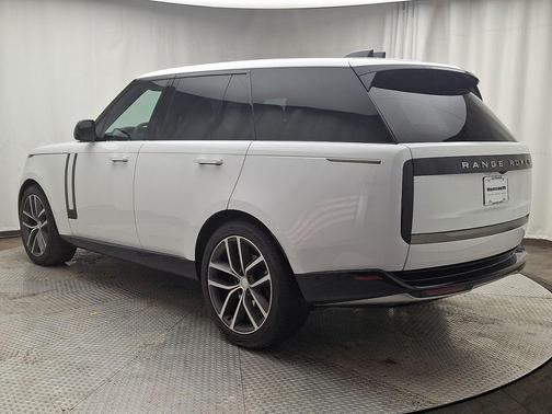 2024 Land Rover Range Rover P400 SE