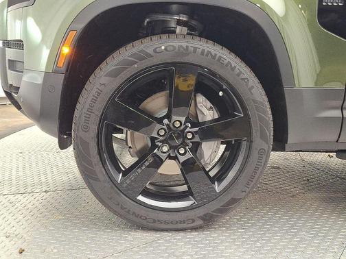 2026 Land Rover Defender S