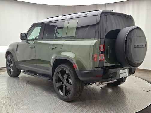 2026 Land Rover Defender S
