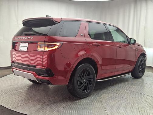 2025 Land Rover Discovery Sport S