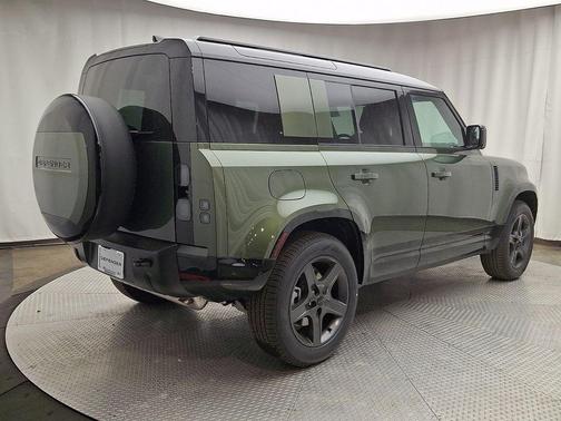 Woolstone Green 2026 Land Rover Defender P400 X-Dynamic SE
