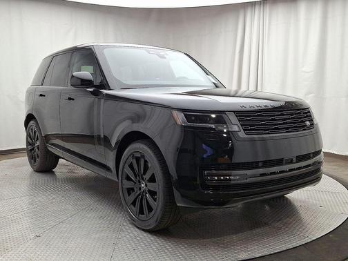 2025 Land Rover Range Rover P530 SE