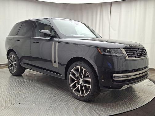 2025 Land Rover Range Rover P400 SE
