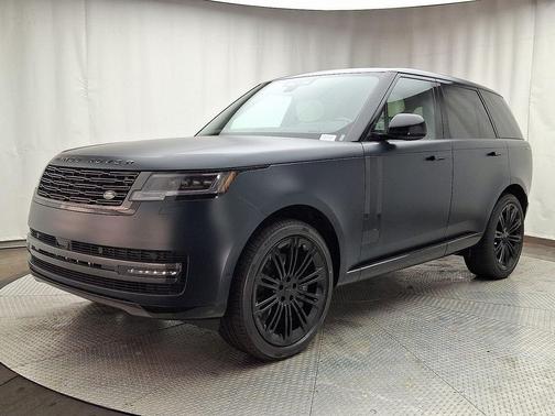2026 Land Rover Range Rover P530 SE