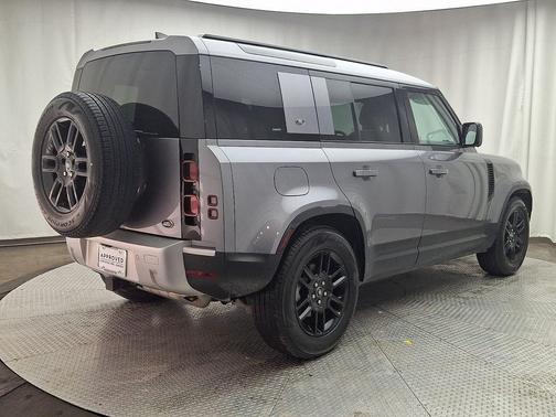 2023 Land Rover Defender 110 S