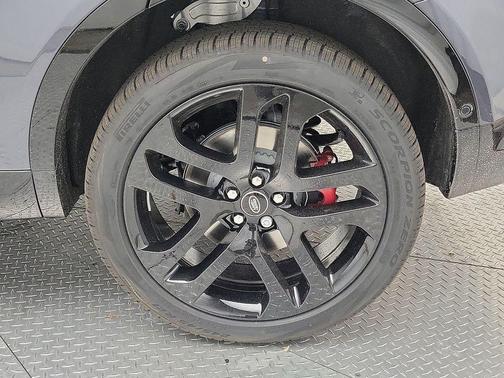 2025 Land Rover Discovery Sport Dynamic SE