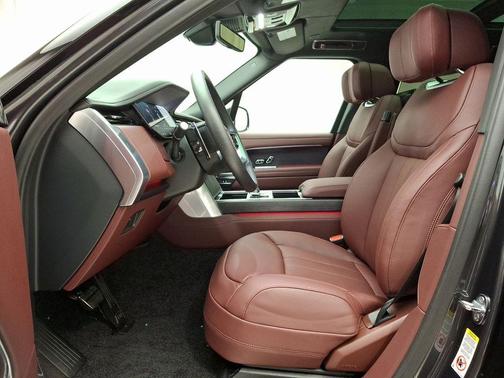 2025 Land Rover Range Rover AUTOBIOGRAPHY