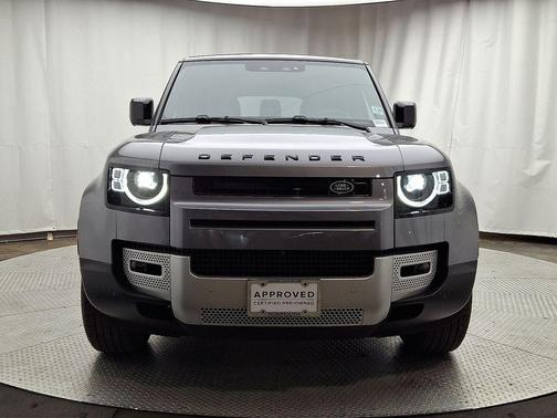 2024 Land Rover Defender P400 S