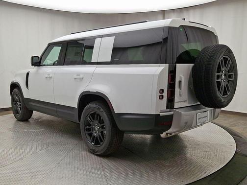 2025 Land Rover Defender P300 S