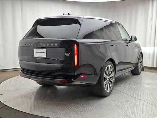 2023 Land Rover Range Rover P400 SE