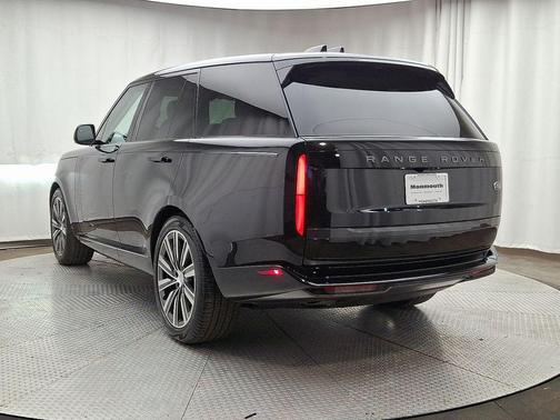 2023 Land Rover Range Rover P400 SE