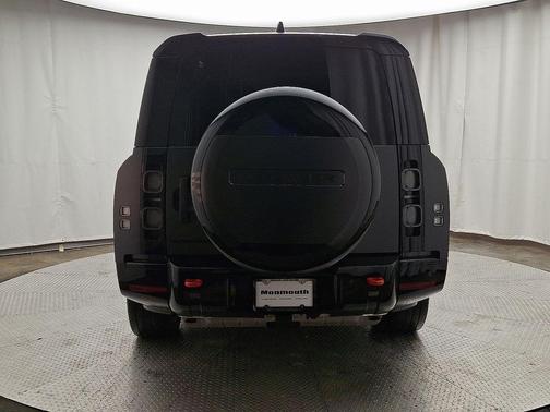 2025 Land Rover Defender P400 X