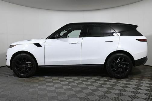 2023 Land Rover Range Rover Sport SE