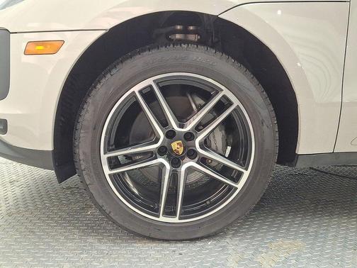 2021 Porsche Macan S