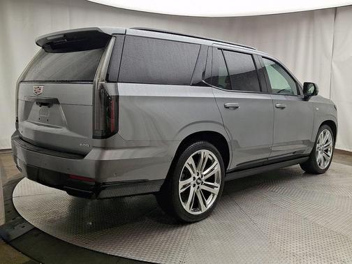 Silver Metallic 2025 Cadillac Escalade Sport Platinum