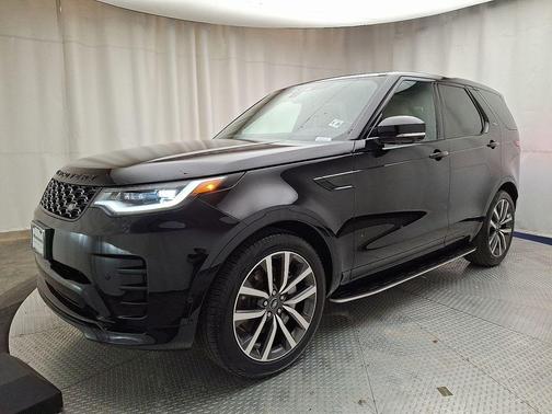 2024 Land Rover Discovery P300 Dynamic SE