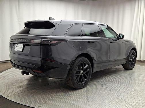 Carpathian Grey 2026 Land Rover Range Rover Velar Dynamic SE