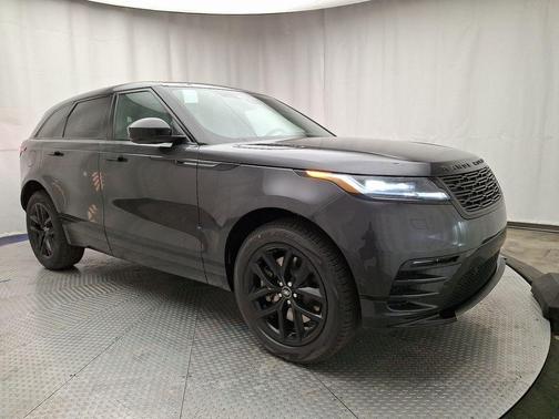 2026 Land Rover Range Rover Velar Dynamic SE