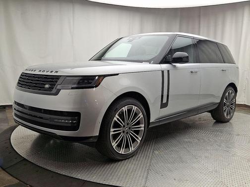 2025 Land Rover Range Rover P400 SE 7 Seat
