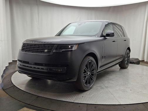 2025 Land Rover Range Rover P400 SE 7 Seat