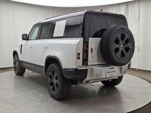 2025 Land Rover Defender P400 S