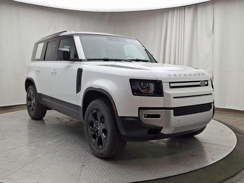 2025 Land Rover Defender P400 S