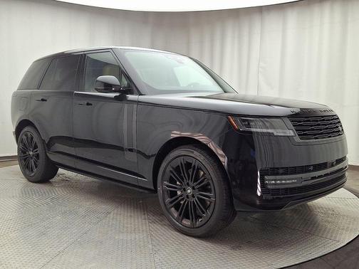 2025 Land Rover Range Rover P400 SE