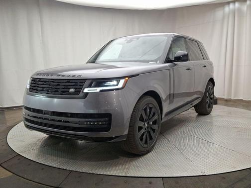 2025 Land Rover Range Rover P550e SE