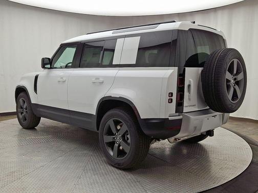2025 Land Rover Defender P400 S