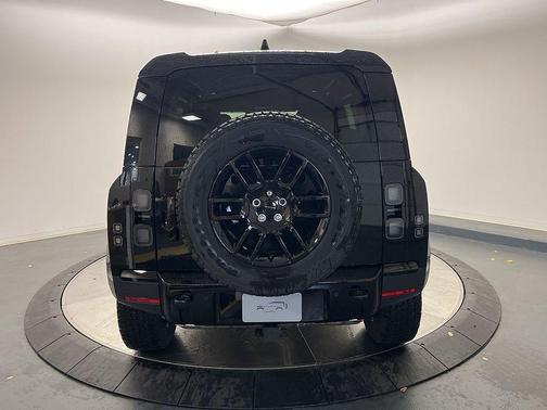 2026 Land Rover Defender