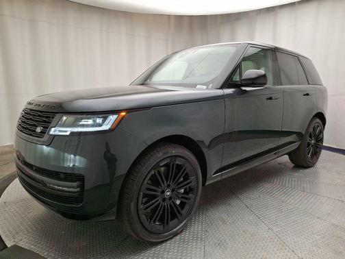 2025 Land Rover Range Rover P530 SE