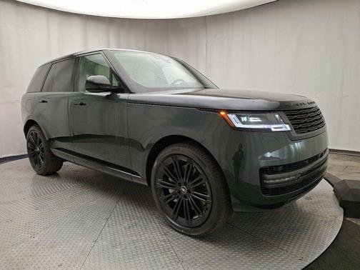 2025 Land Rover Range Rover P530 SE