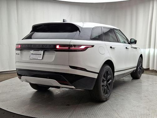 2026 Land Rover Range Rover Velar P250 Dynamic SE