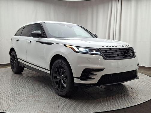 2026 Land Rover Range Rover Velar P250 Dynamic SE