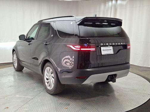 2025 Land Rover Discovery P300 S