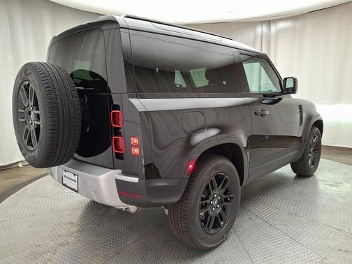 2025 Land Rover Defender P300 S