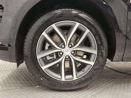 2026 Land Rover Range Rover Evoque Dynamic SE