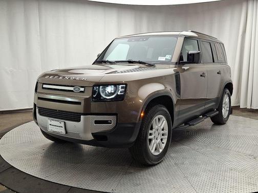 2024 Land Rover Defender P300