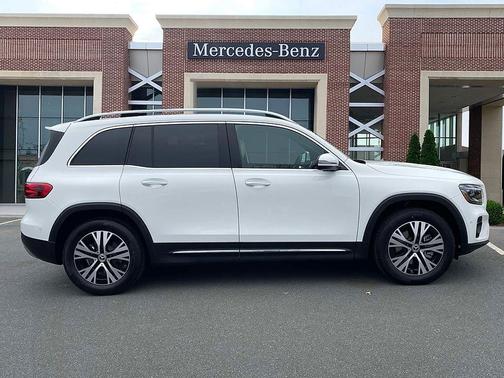 White 2025 Mercedes-Benz GLB 250 Base