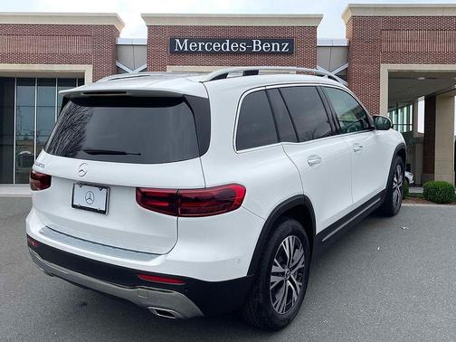 White 2025 Mercedes-Benz GLB 250 Base